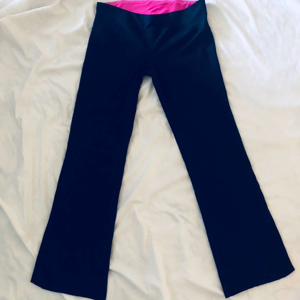 Lilly Pulitzer Luxletic Yoga Pants L SHORT